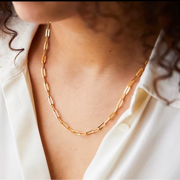 Jewelry - Classic Gold Paperclip Chain Necklace - Women Jewelry